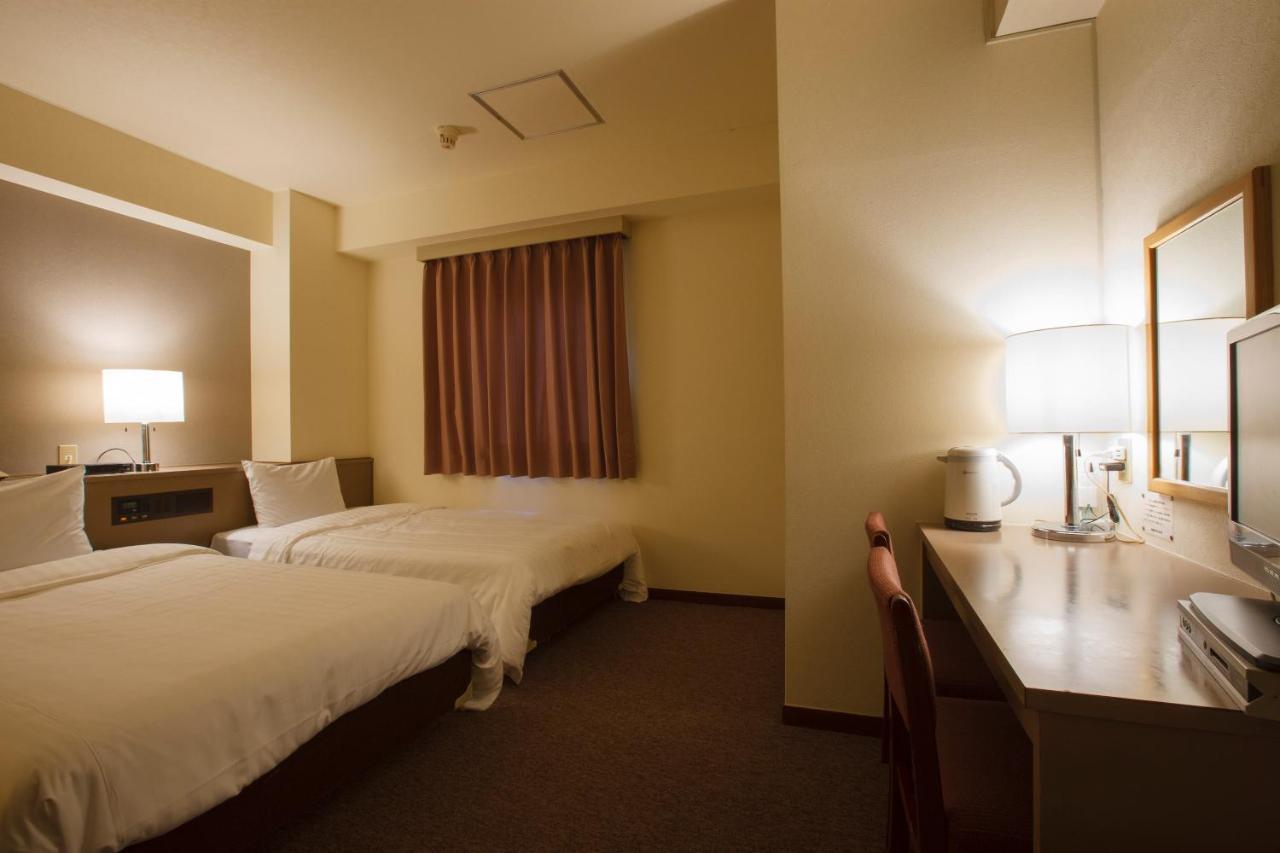 Sankei City Hotel Chiba Exterior photo